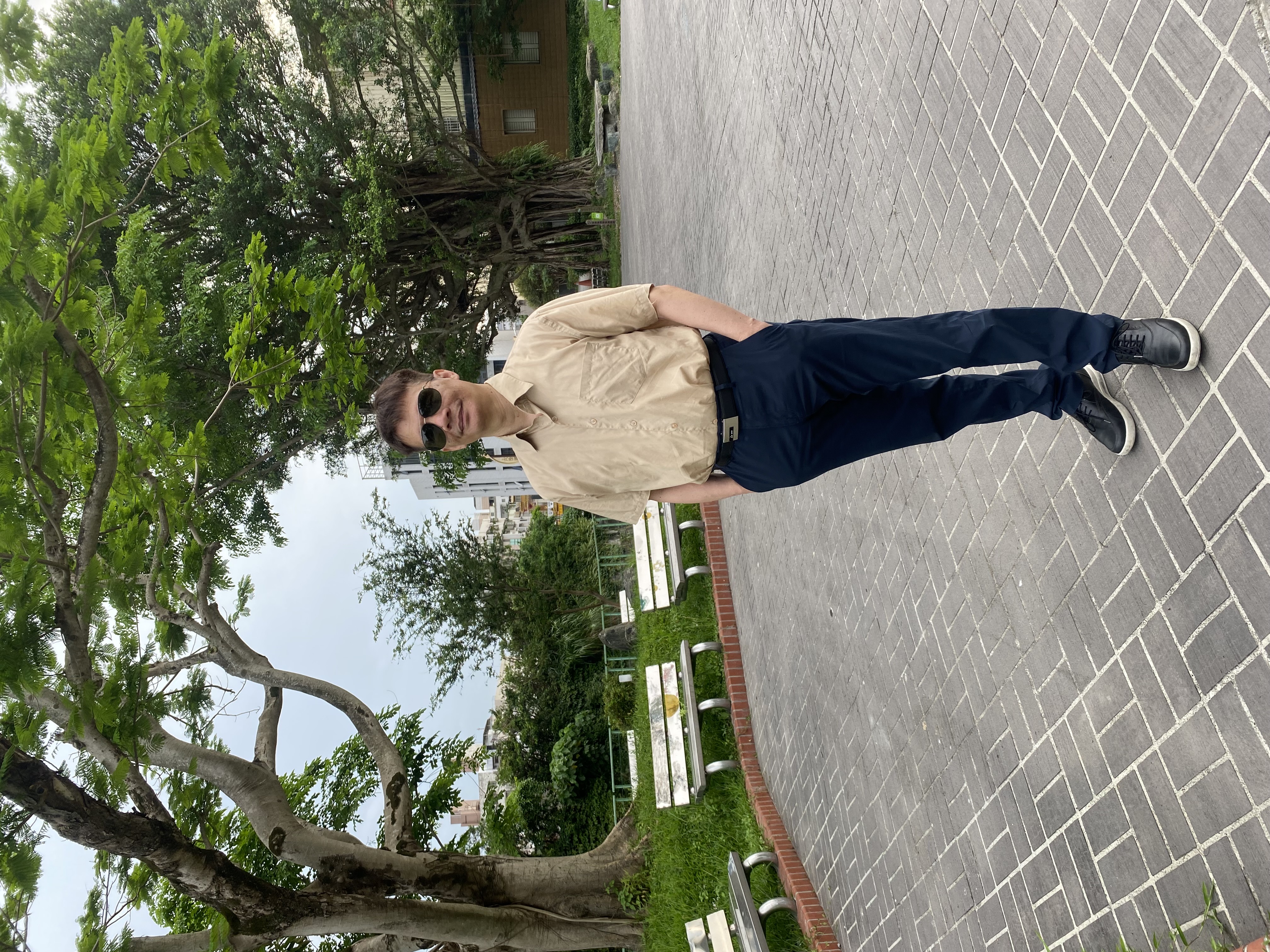 �@�����ͬ��ӡC�L�z�L��r�����ǻ����P���覡�A�b�@�����Ѽg���A�`�J�a�{�Ѧۤv�C
